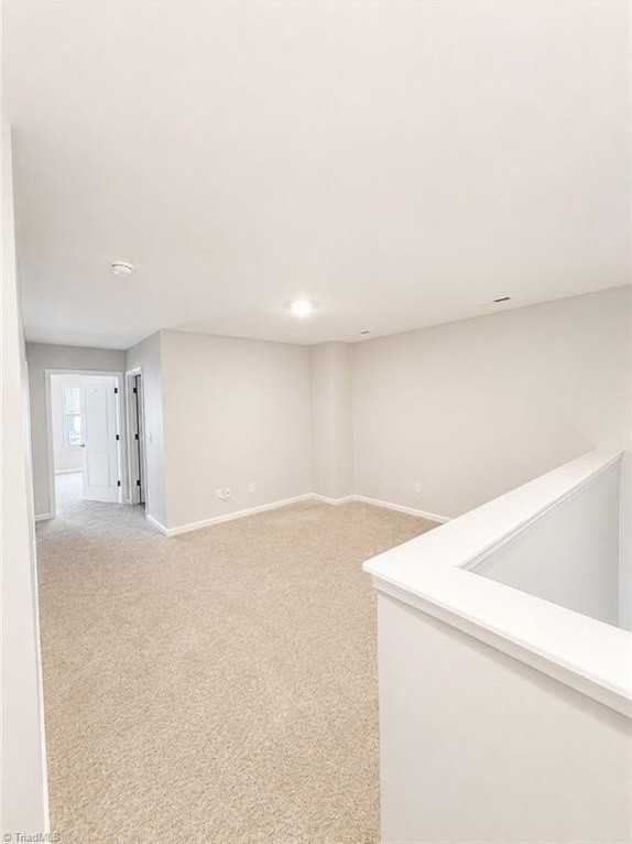 216 Stamm Dr - Photo 6 of 12