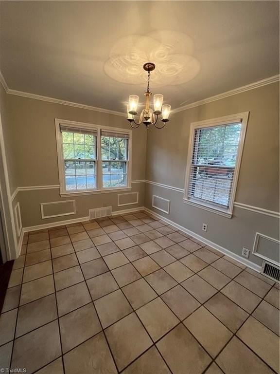1184 Lamont Dr - Photo 4 of 7