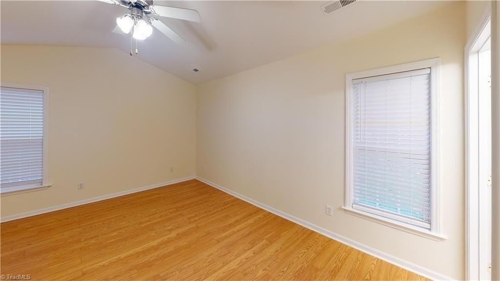 2428 Somerset Place Dr - Photo 2 of 12
