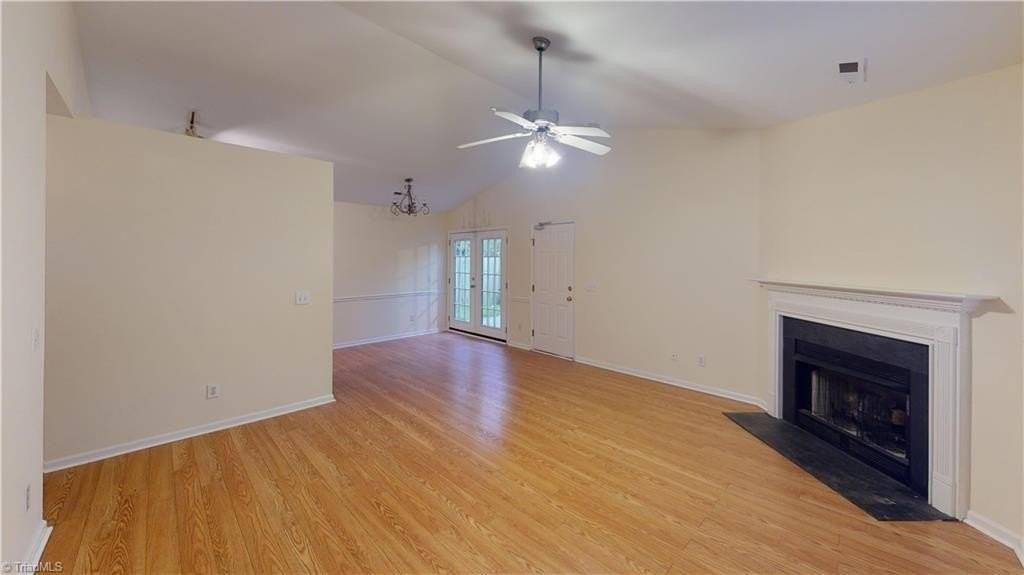 2428 Somerset Place Dr - Photo 3 of 12