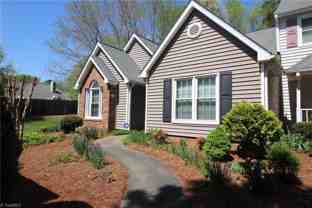 33 Cedar Knoll Dr - Photo 1 of 1