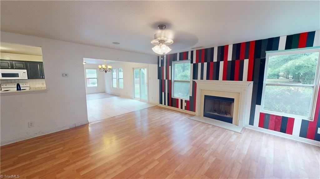 4209 Oak Pointe Dr - Photo 4 of 8