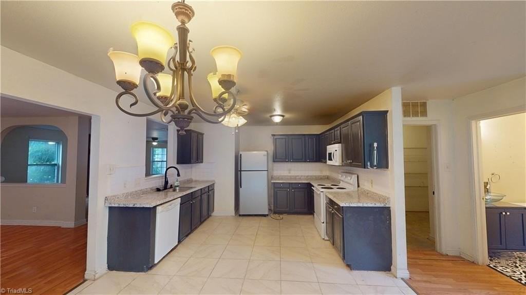 4209 Oak Pointe Dr - Photo 5 of 8