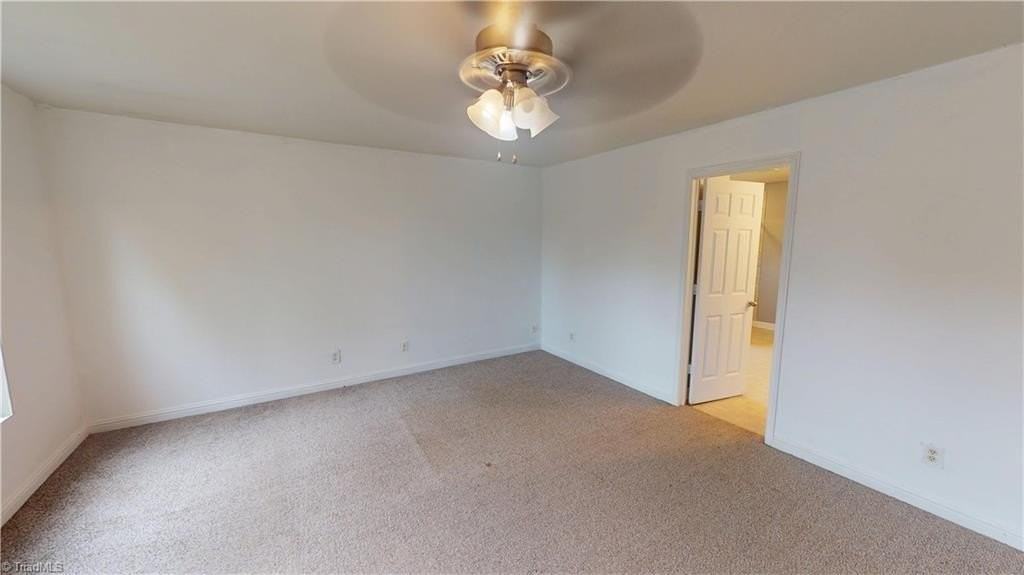 4209 Oak Pointe Dr - Photo 6 of 8