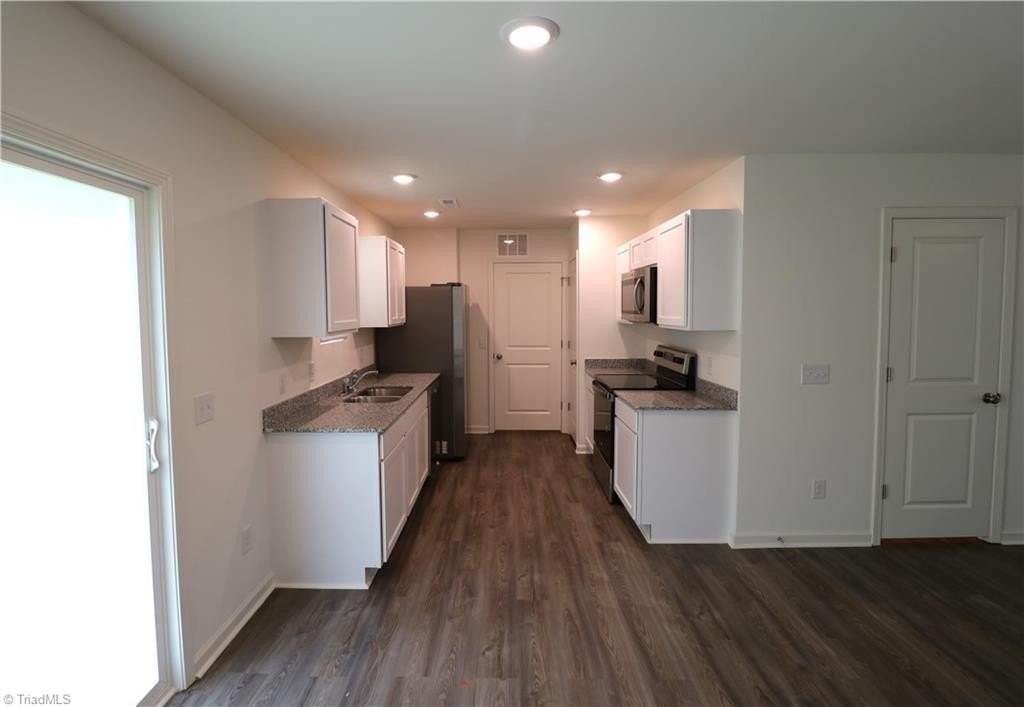 130 Ariel Ct - Photo 4 of 16