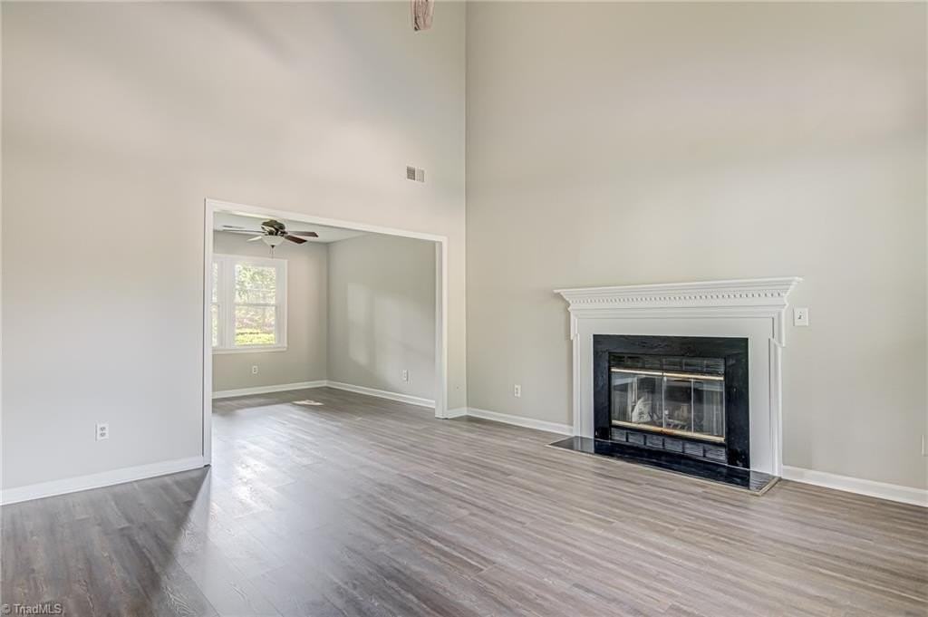 6205 Millwright Ct - Photo 4 of 31