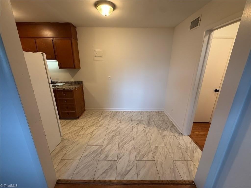 1608 W Northwest Blvd #K - Photo 4 of 10