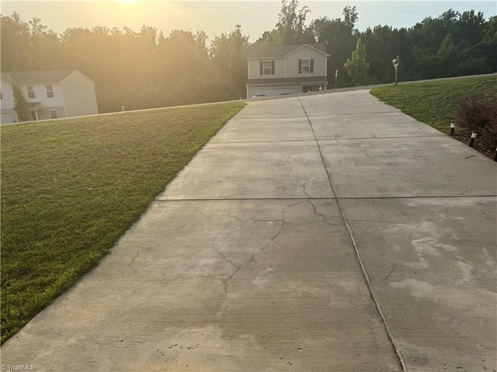 6375 Century Ln - Photo 4 of 30