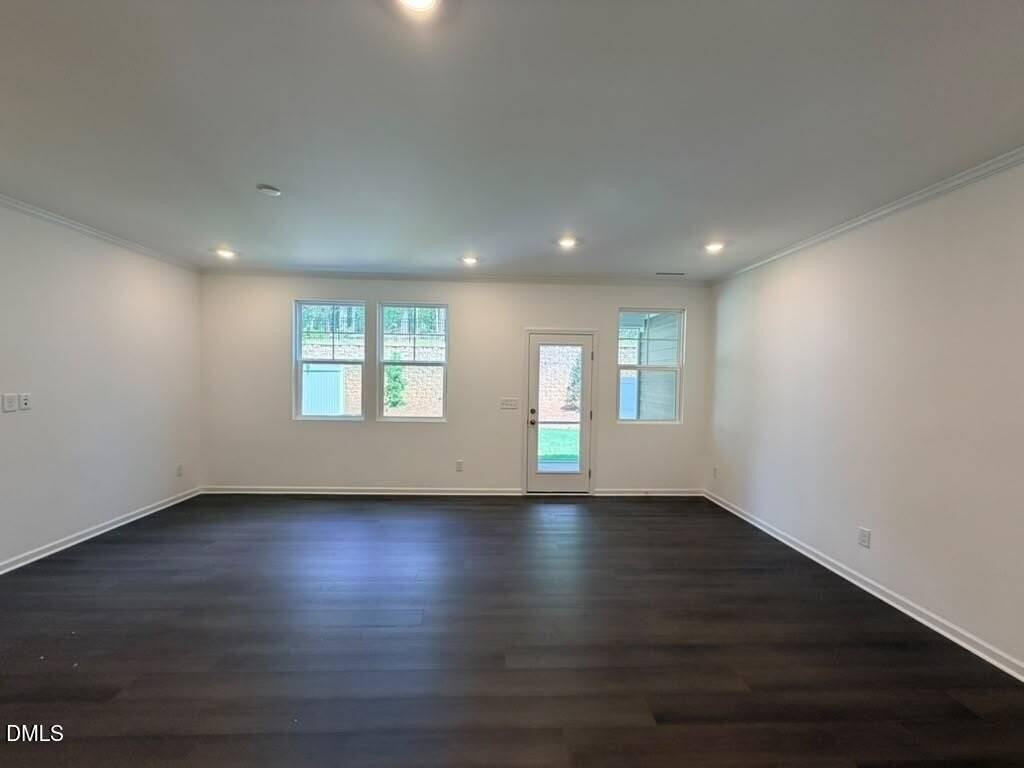 228 Deercroft Dr - Photo 5 of 29