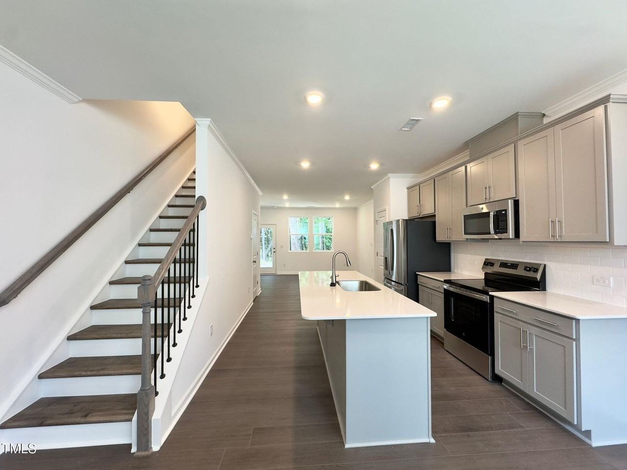 1529 Crescent Townes Way - Photo 6 of 40