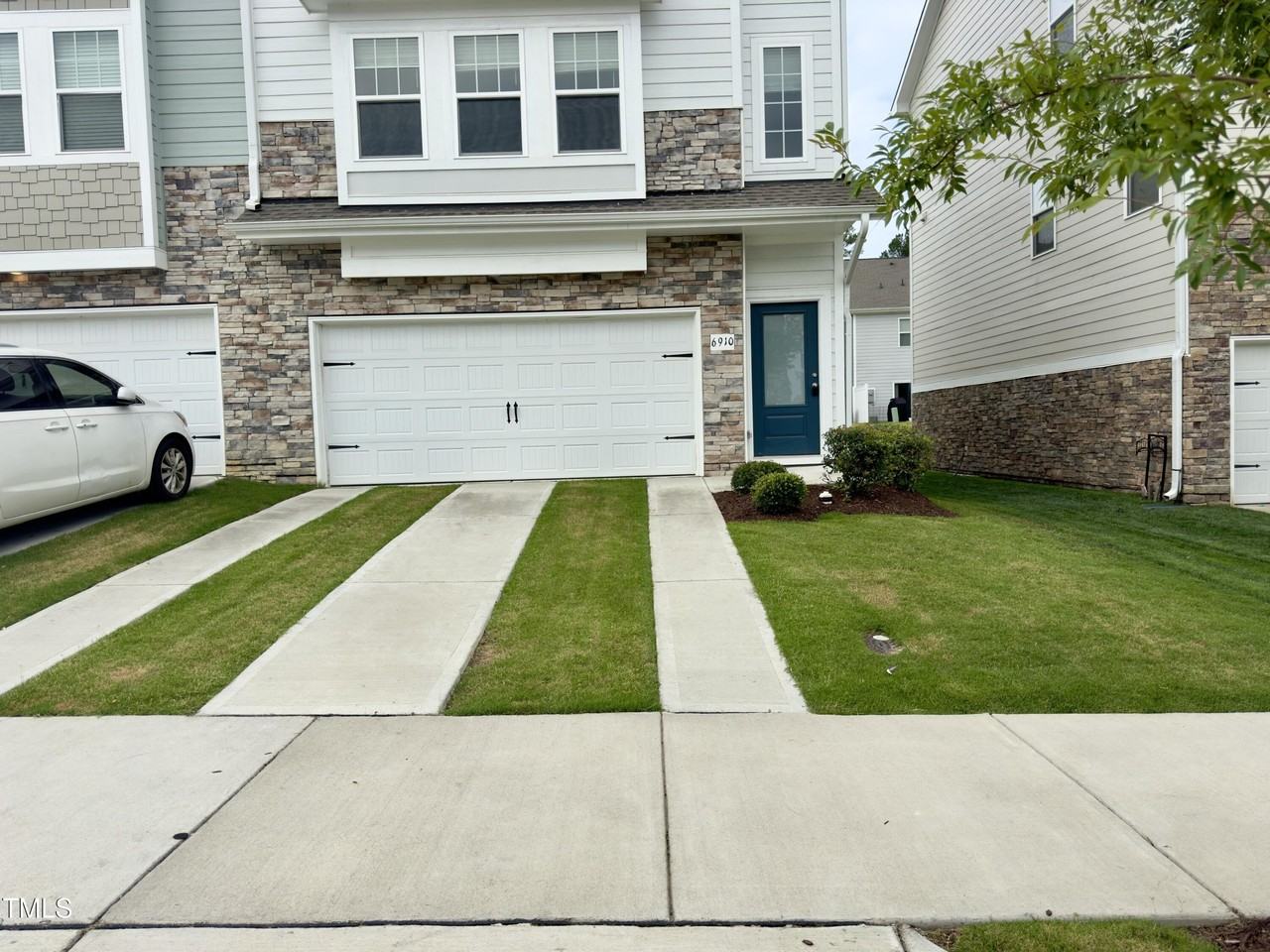 6910 Point Bar Pl - Photo 2 of 27
