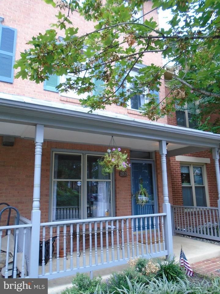 1503 Oronoco St - Photo 2 of 4
