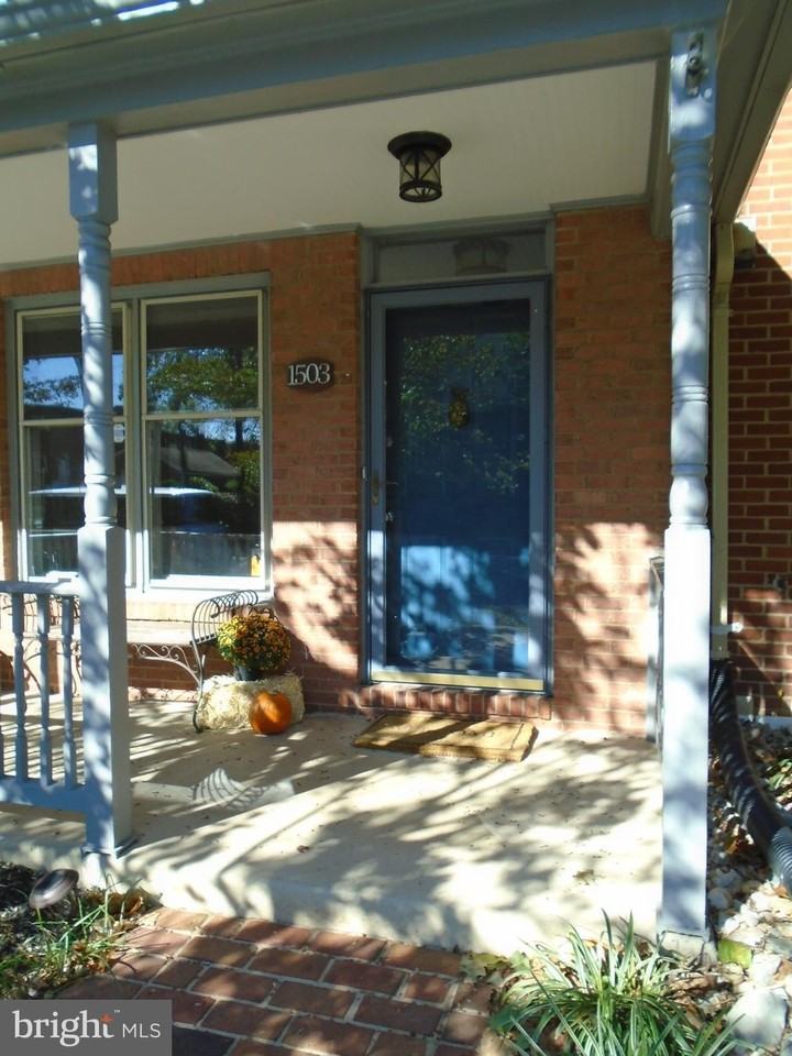 1503 Oronoco St - Photo 4 of 4