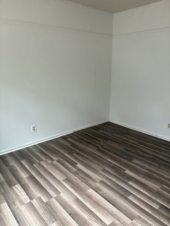 677 North 440 West Street - DWN #DWN - Photo 5 of 6