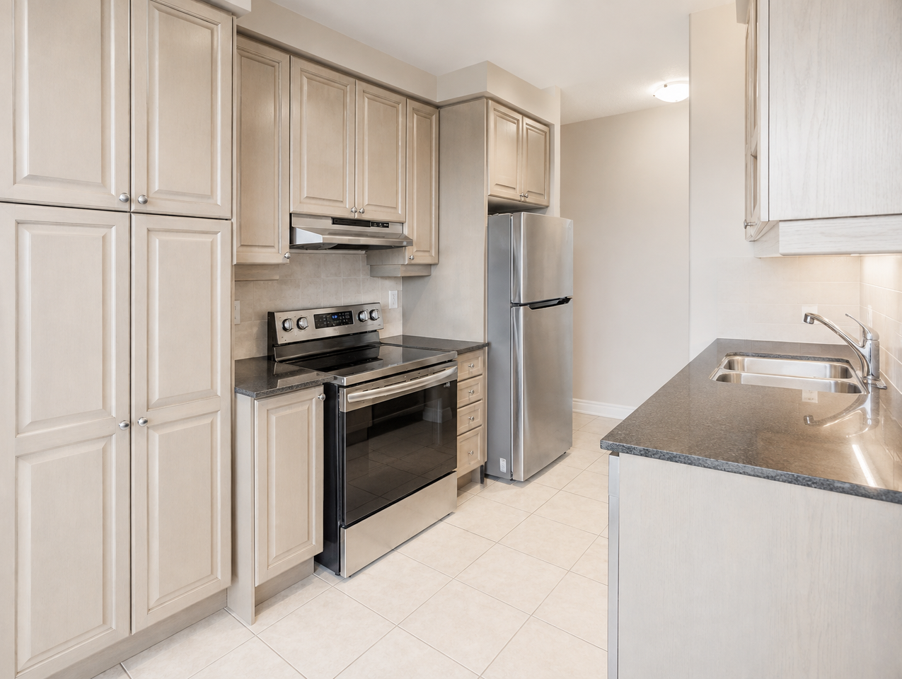 1 Elm Drive West #2405 - Photo 6 of 23