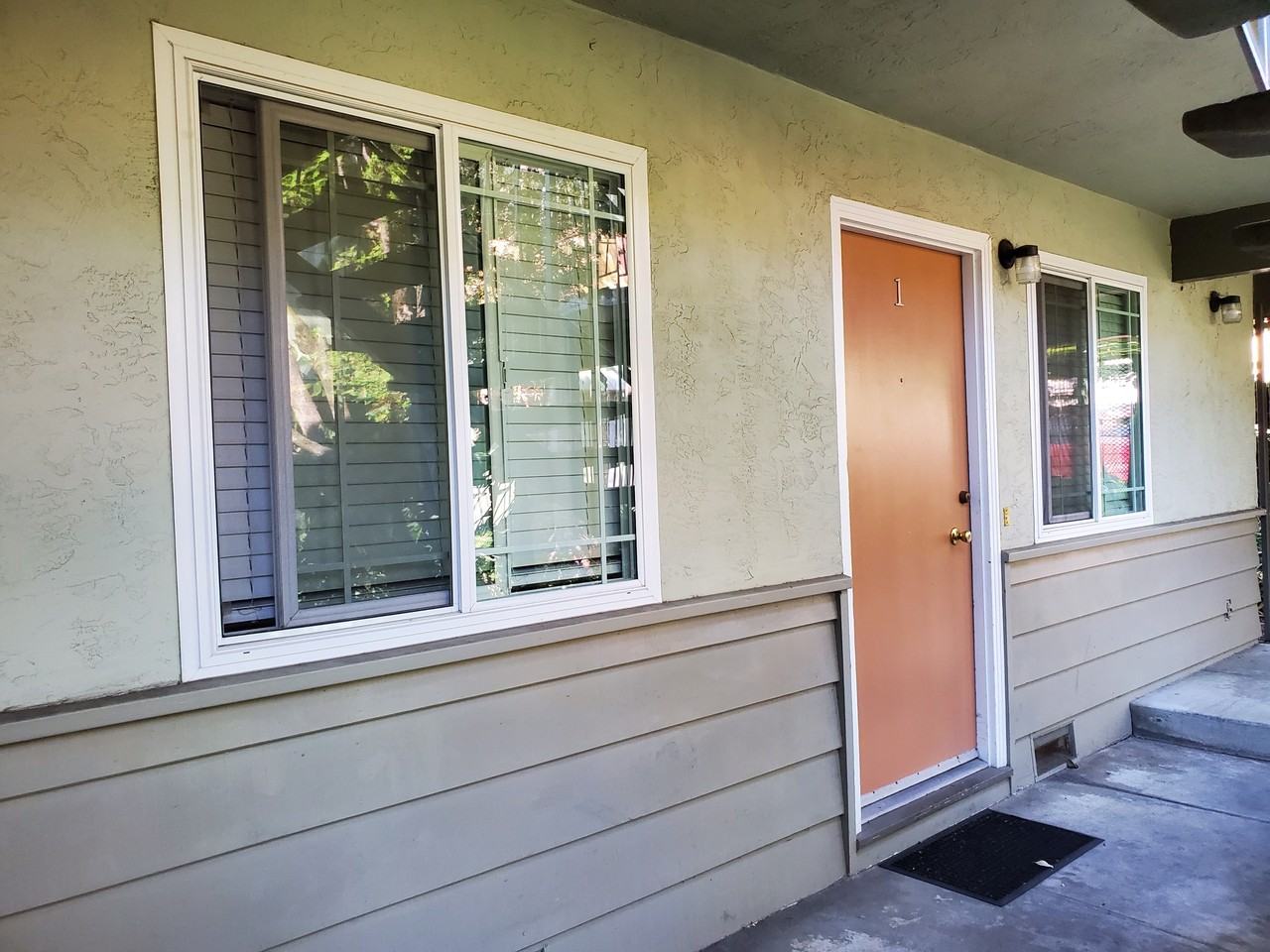 945 Kearney St #1 - Photo 7 of 24