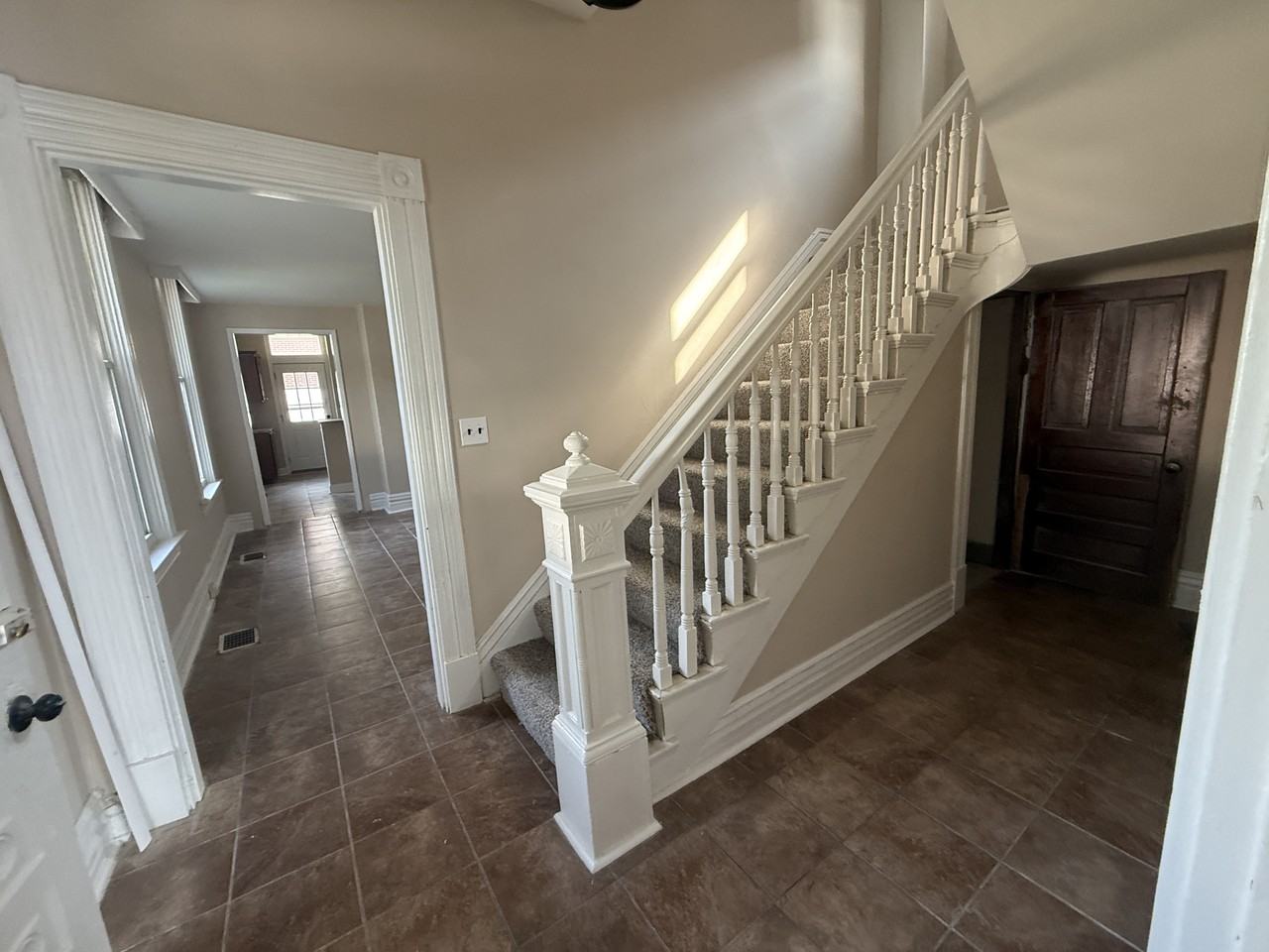 101 Shelby St #1 - Photo 4 of 28