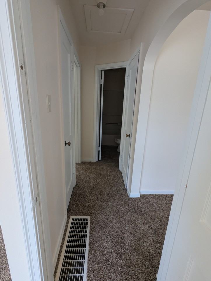 819 Sw Saline St #1 - Photo 6 of 15