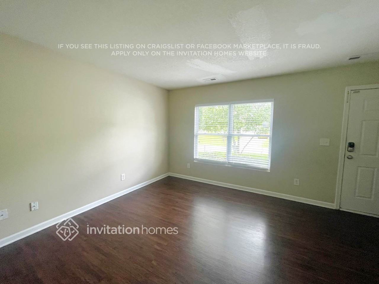 1737 Red Bird Cir - Photo 4 of 18
