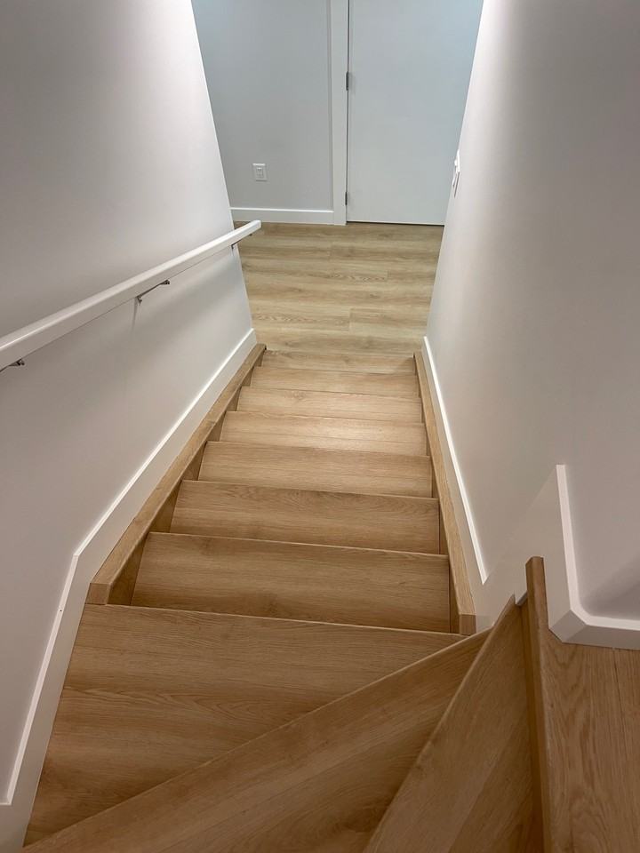 15622 18 Ave Sw - Photo 2 of 14