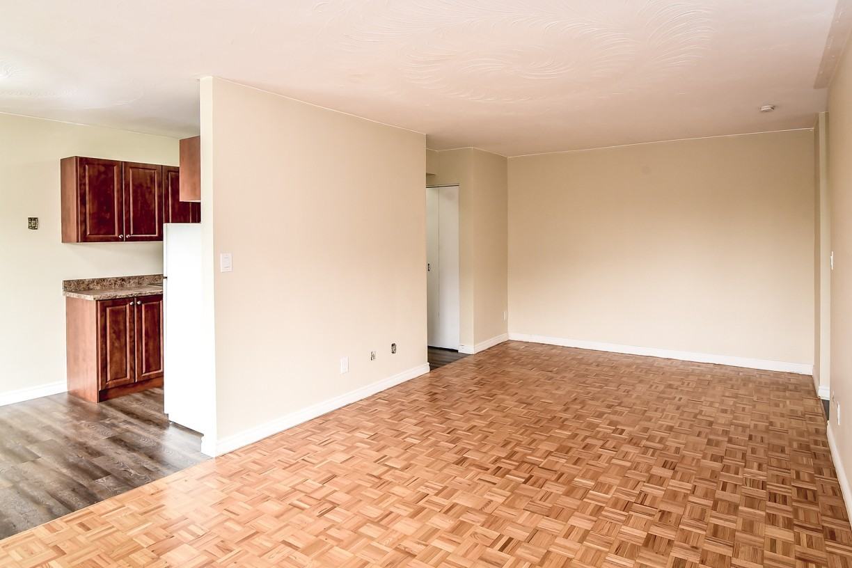 Birchwood Apartments - Photo 6 of 11
