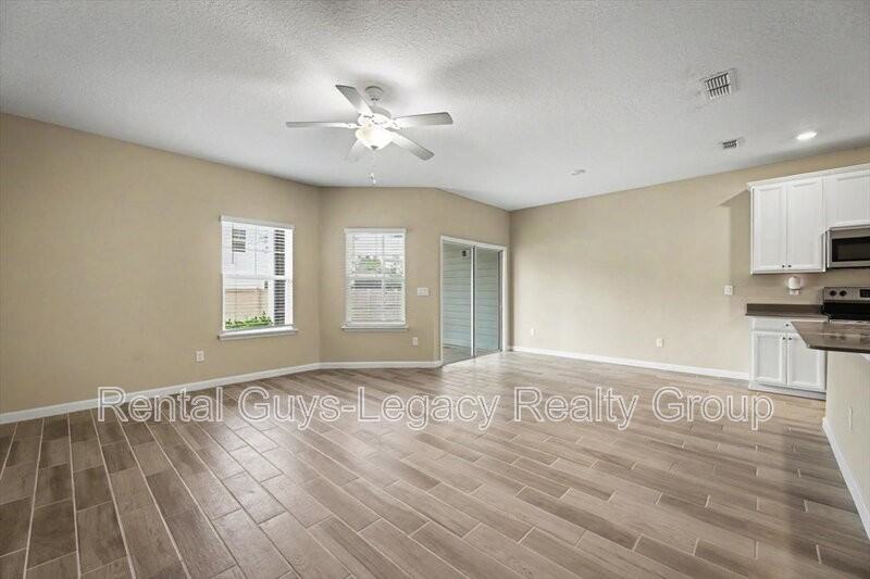10323 Alder Creek Ln - Photo 6 of 31