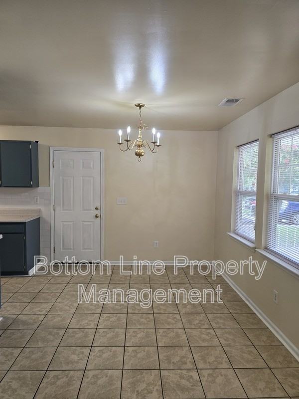 5326 Eaton Cir - Photo 7 of 33