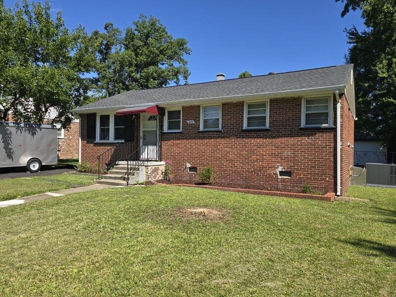 2312 Reed Rd - Photo 2 of 22