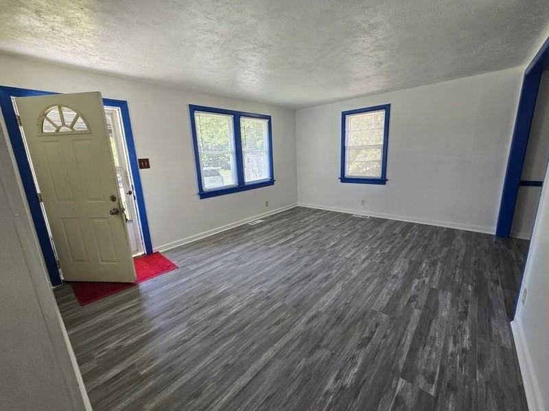 2312 Reed Rd - Photo 4 of 22
