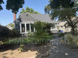featured image of 7407 Se 30th Ave