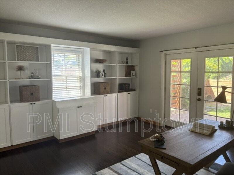 7407 Se 30th Ave - Photo 5 of 32