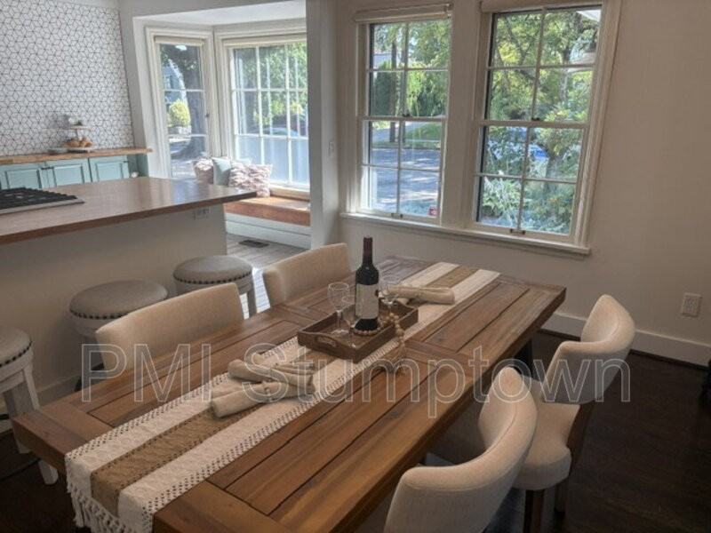 7407 Se 30th Ave - Photo 6 of 32