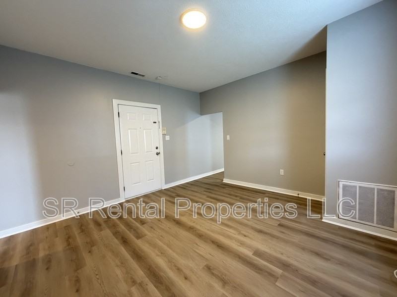 243 S Main St #3 - Photo 6 of 17