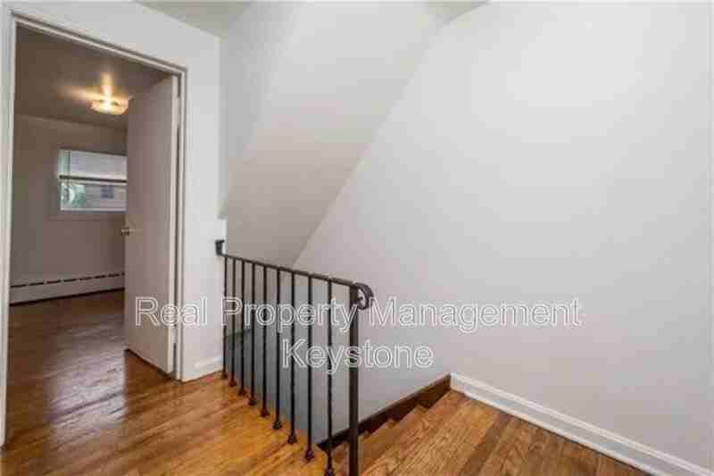 307 Greenlee Rd - Photo 4 of 19