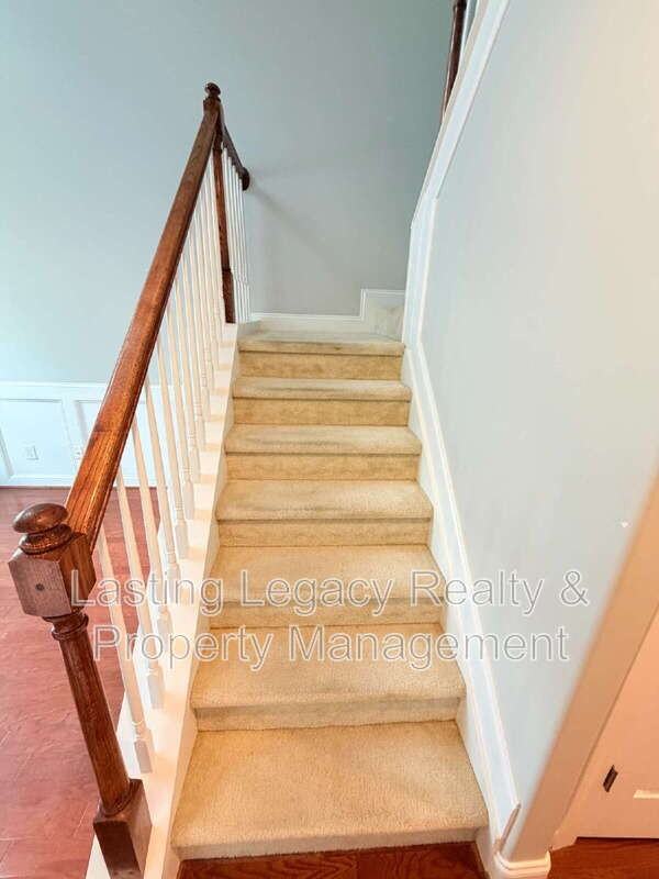 959 Silver Leaf Dr - Photo 5 of 34