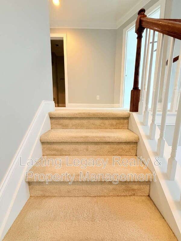 959 Silver Leaf Dr - Photo 6 of 34