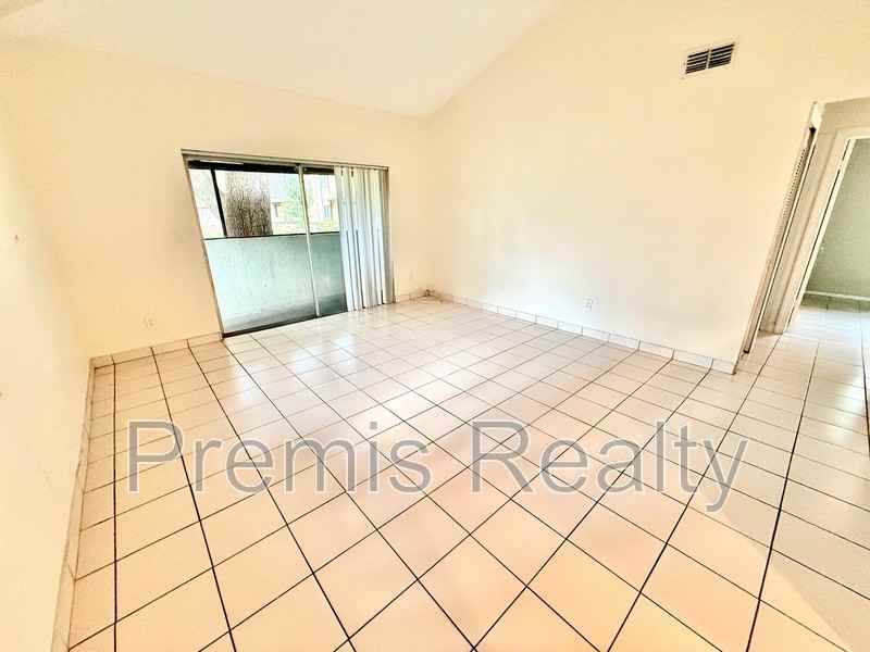 2928 Lichen Ln - Photo 3 of 11