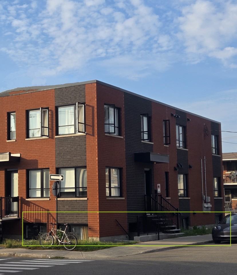 333 Rue de Beauharnois Ouest — photo 1