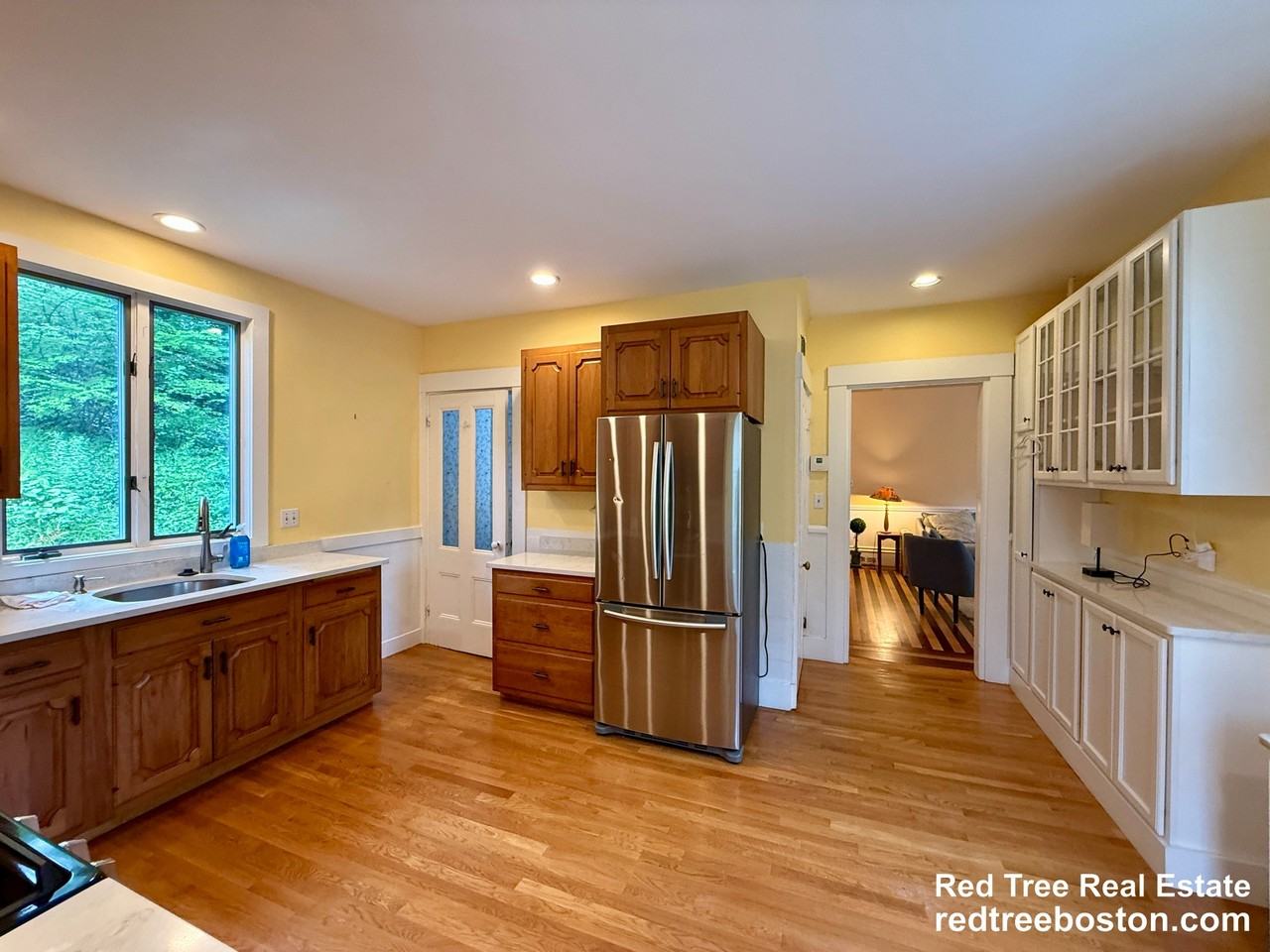36 Maple Ave - Photo 7 of 49