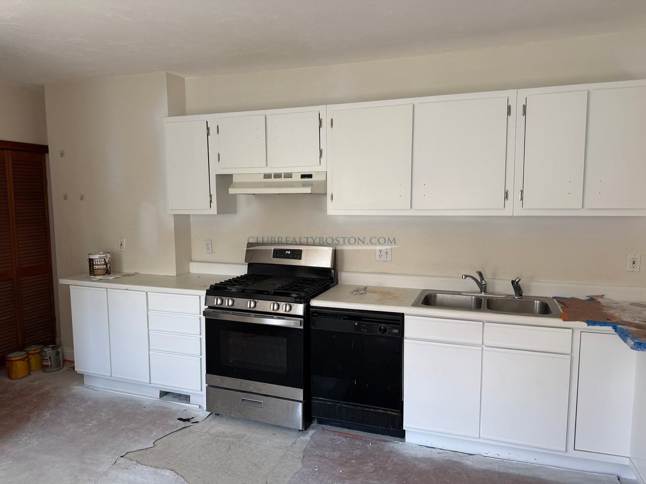 23 Cushing St #2 - Photo 2 of 26