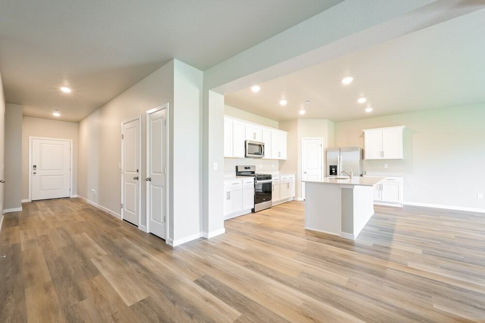 2231 Christina St - Photo 6 of 17