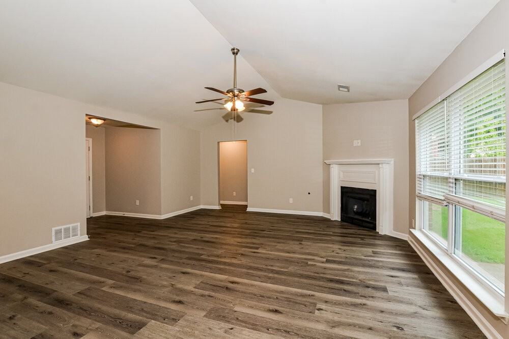 13183 Sandbourne S - Photo 4 of 17