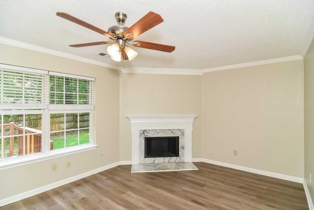 432 Cedar Park Cir - Photo 5 of 17