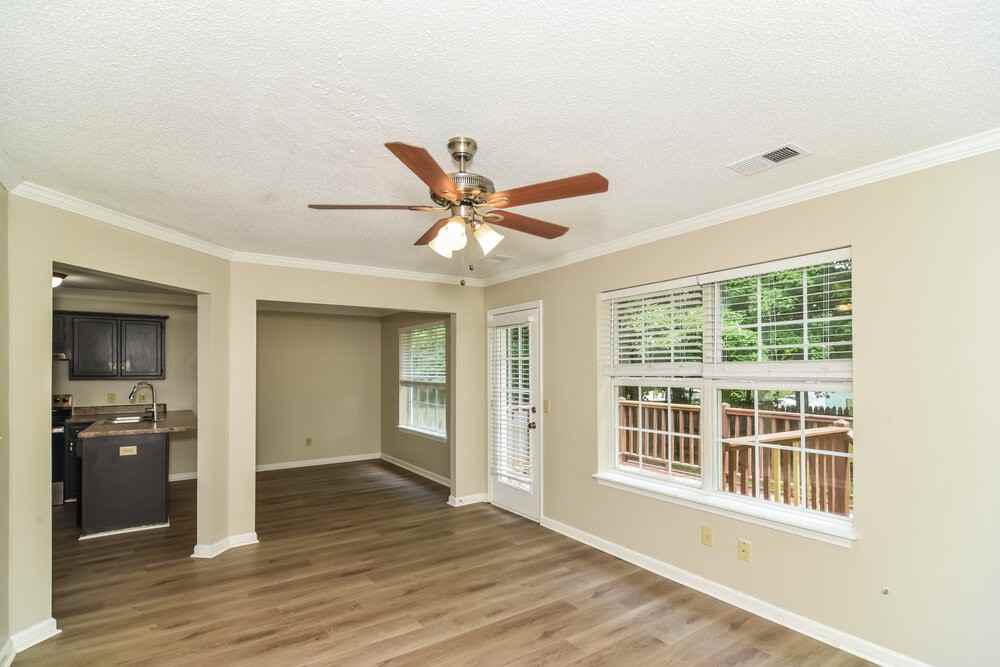 432 Cedar Park Cir - Photo 6 of 17