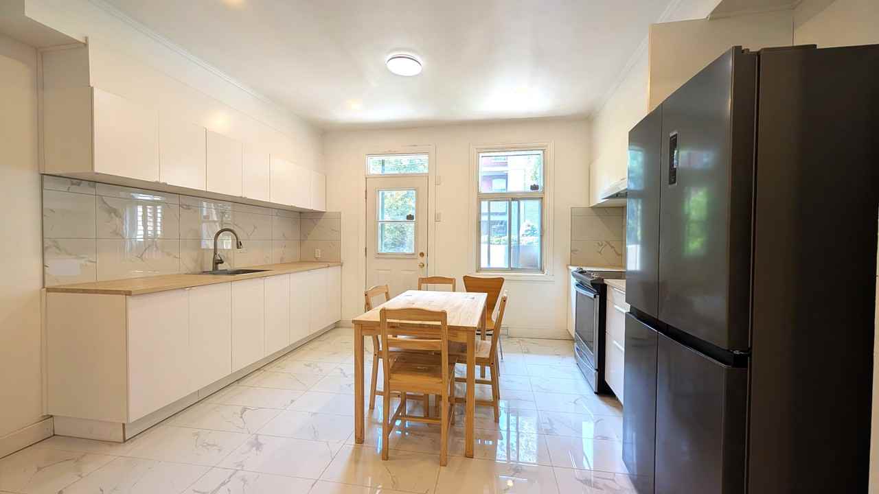 56 2e Av - Photo 6 of 10