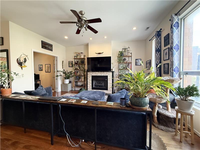 1735 N Western Ave #3R - Photo 5 of 18