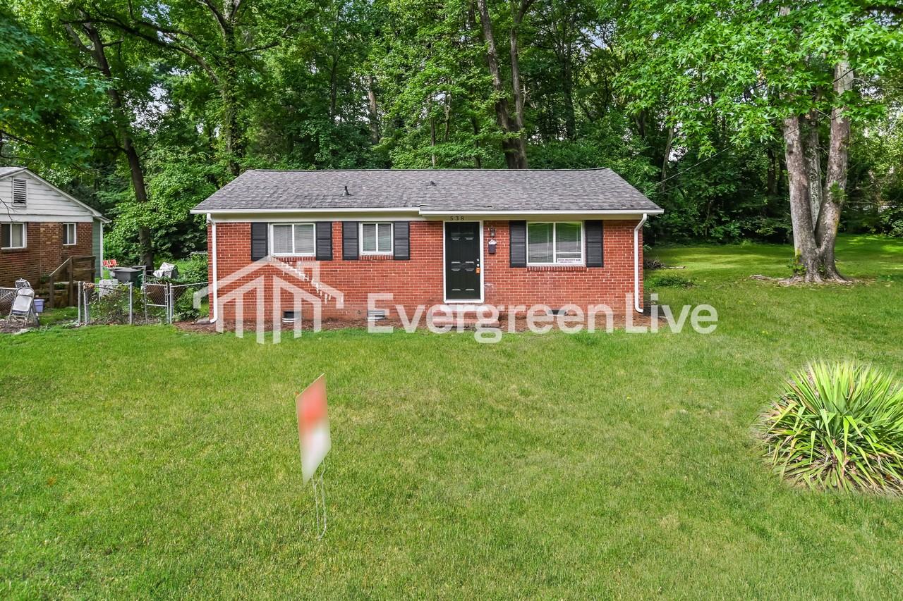 538 Wellingford St - Photo 2 of 15