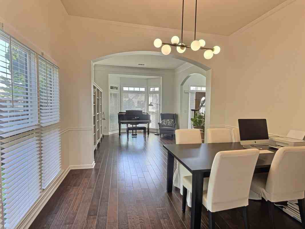 1743 Wilkenson Ct - Photo 7 of 8