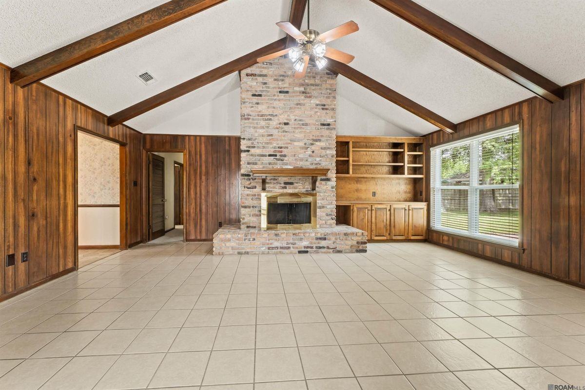 5431 Charing Way Ave - Photo 4 of 15