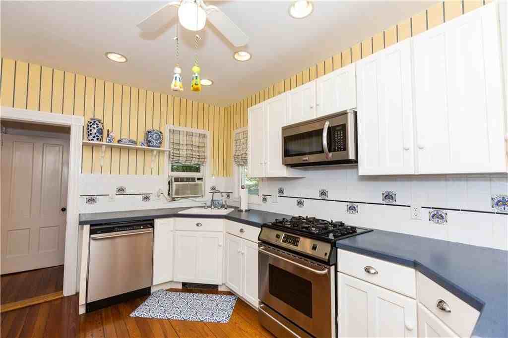 18 Lucas Ave - Photo 6 of 26